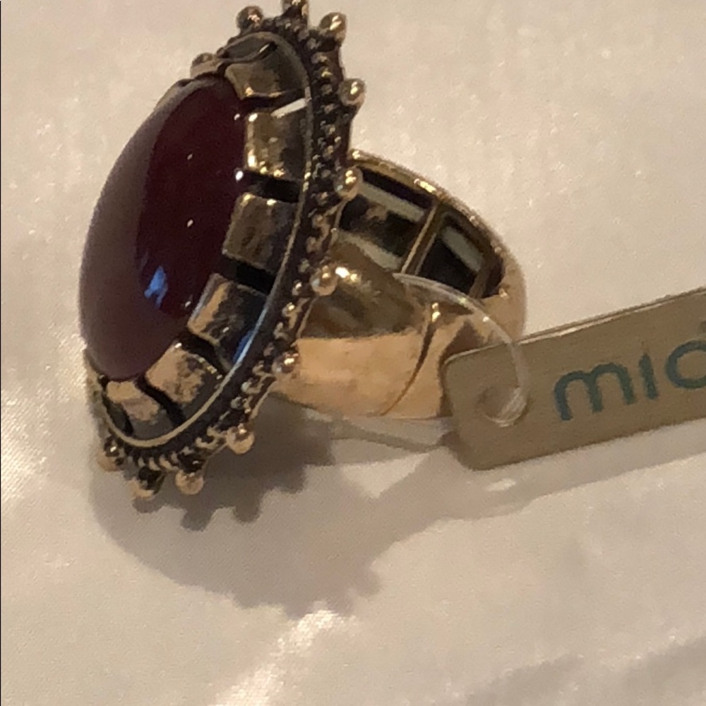 🌺MIA Vintage Stretchable Italian Lucite Oval Ring